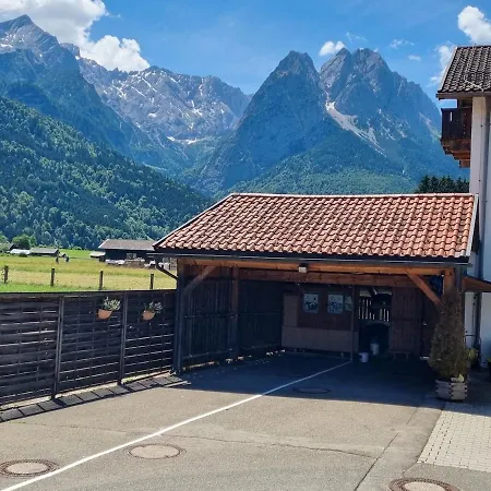 Haus Kreuzeckwiese - Fewo-waxenstein -